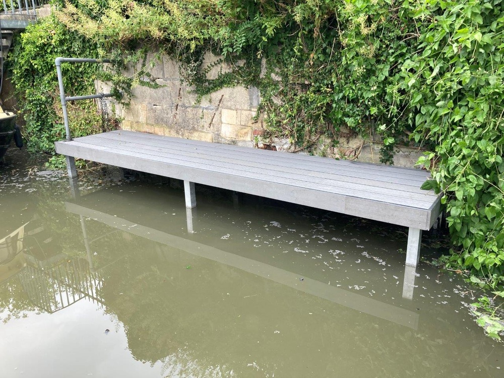 New jetty for accessing the canal