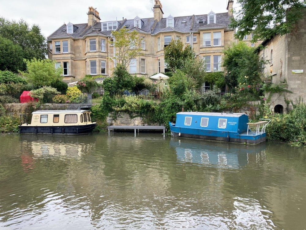 Canal jetty