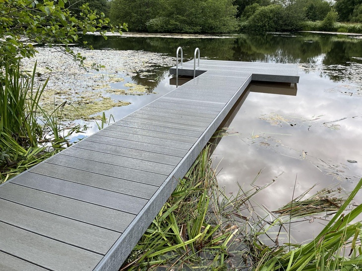 Composite jetty for farm lake